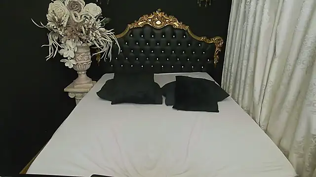 MichaelaDark online show from February 2, 2025, 4:26 am