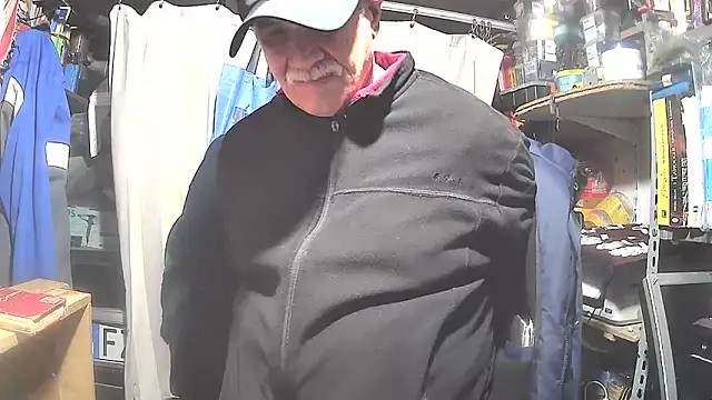 nonnomaturobisex online show from February 6, 2025, 3:31 pm