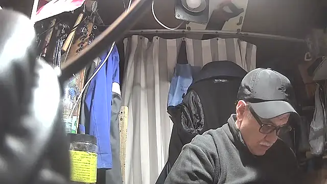 nonnomaturobisex online show from February 19, 2025, 2:55 pm