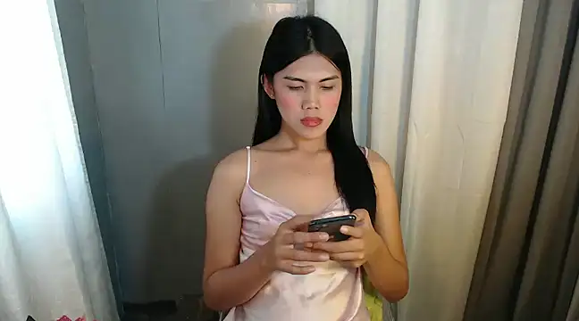 Delicate Savannah online show from December 9, 2024, 4:23 am