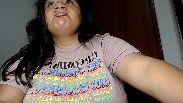 Van3orgasm4me online show from April 7, 2026, 3:34 pm