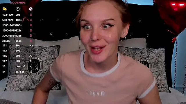 LianaFord online show from February 6, 2025, 6:56 pm