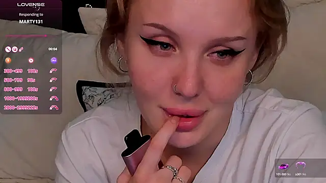 LianaFord online show from February 23, 2025, 10:09 pm