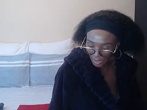 Snapshot of yummycherryxx chatting on July 11, 2026, 10:51 am yummycherryxx online show from July 11, 2026, 10:51 am