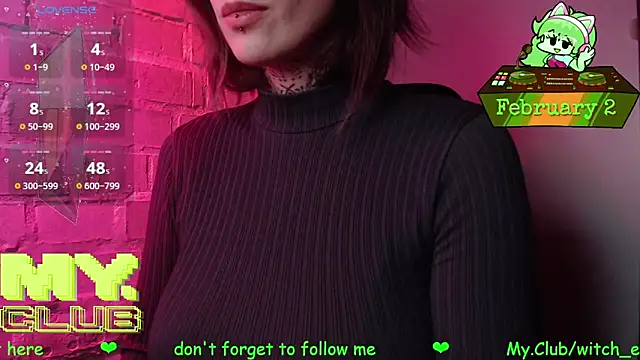 Witch Emma online show from February 2, 2026, 7:23 pm