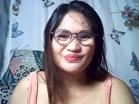 Snapshot of Amazing_Angel22 chatting on July 3, 2026, 10:16 pm Amazing Angel22 online show from July 3, 2026, 10:16 pm