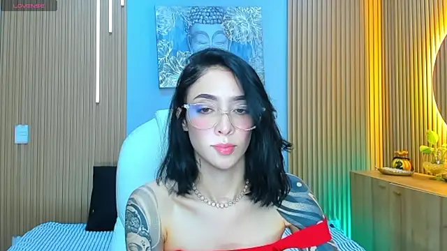 barbie scoth  online show from June 4, 2026, 10:49 pm