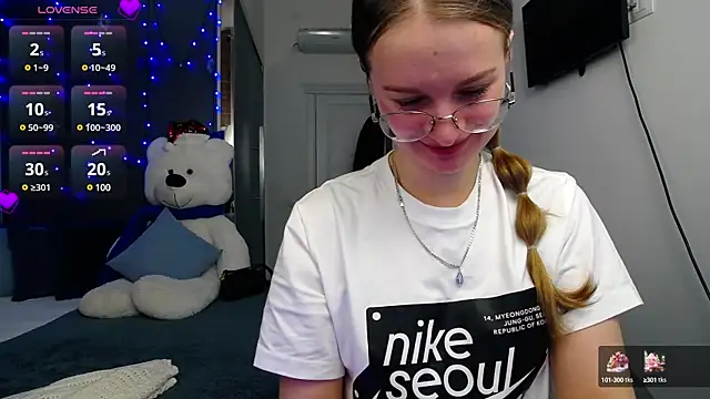 KateJonson online show from January 8, 2025, 8:27 am