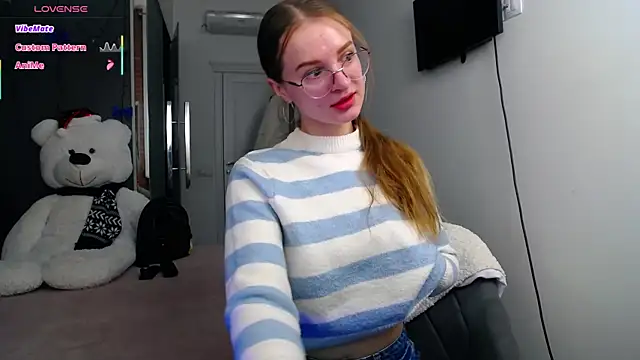 KateJonson online show from February 28, 2025, 7:48 am