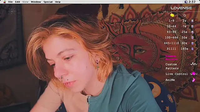 Kryptosworld online show from February 4, 2025, 1:38 pm