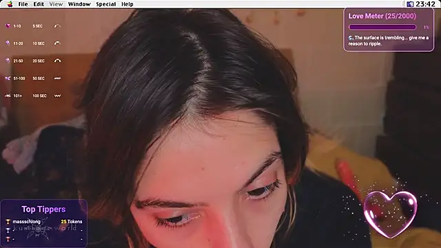 Kryptosworld online show from October 29, 2025, 8:43 pm