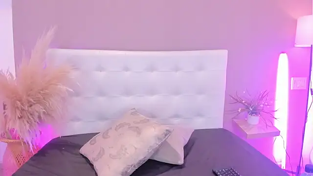 MelanyShayk online show from March 12, 2025, 2:56 pm