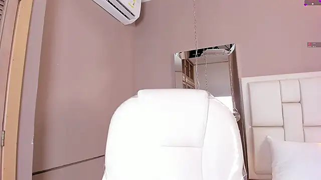  BunnyNaugthy online show from February 12, 2025, 3:16 pm