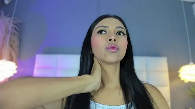  BunnyNaugthy online show from April 21, 2026, 10:45 pm