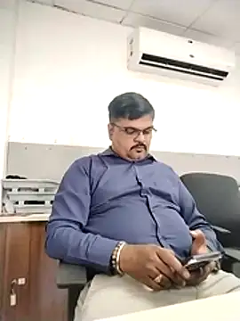 Desi Londa 143 online show from March 24, 2026, 9:03 am