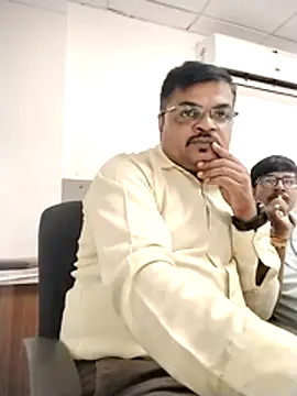 Desi Londa 143 online show from April 18, 2026, 10:41 am