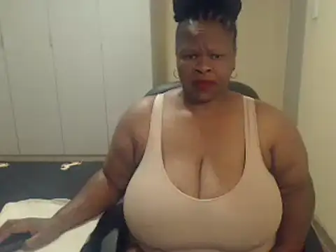 sweetnoziexx online show from February 16, 2025, 4:20 am