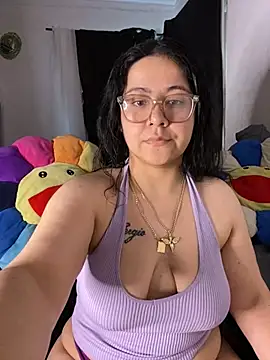 MsConejitaa online show from February 2, 2025, 4:43 pm