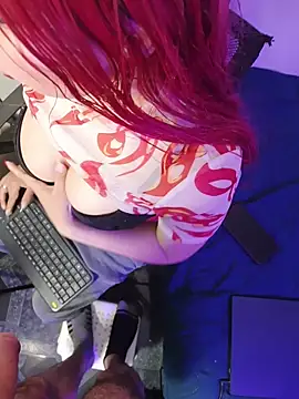 shelby  hotshoww online show from April 9, 2026, 12:54 am