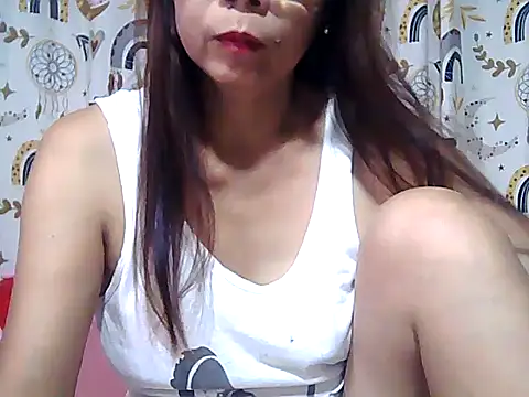 urwife tobe online show from April 25, 2026, 8:28 pm