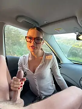 Nicoleevien online show from March 12, 2026, 4:40 am