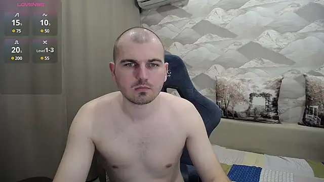 SerzhKorol1 online show from March 17, 2025, 12:35 pm