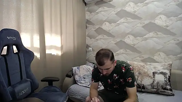 SerzhKorol1 online show from October 18, 2025, 7:09 am