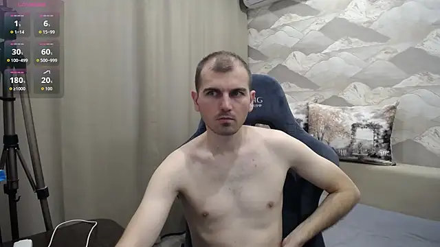 Snapshot of SerzhKorol1 chatting on July 20, 2026, 9:34 am SerzhKorol1 online show from July 20, 2026, 9:34 am