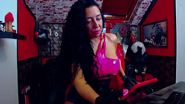 DommeBellatrix online show from April 20, 2026, 11:35 am