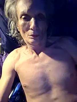 Vonniecd online show from September 18, 2025, 10:39 am