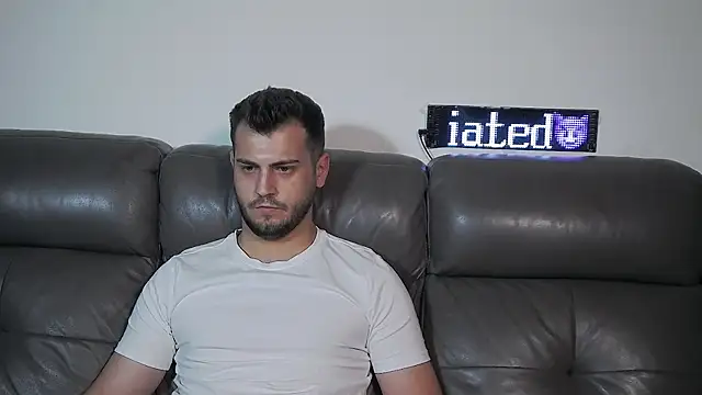Snapshot of CrazyDom1 chatting on July 31, 2026, 12:21 am CrazyDom1 online show from July 31, 2026, 12:21 am
