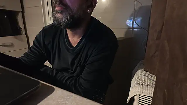 TigerOne19 online show from November 11, 2025, 9:37 pm