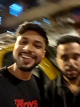 Snapshot of _IRRESISTIBLE_ chatting on February 8, 2025, 8:21 pm IRRESISTIBLE online show from February 8, 2025, 8:21 pm