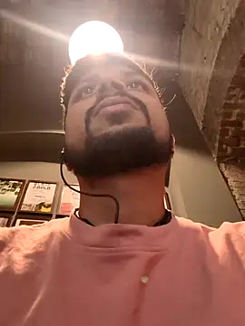 Snapshot of _IRRESISTIBLE_ chatting on February 14, 2025, 11:10 am IRRESISTIBLE online show from February 14, 2025, 11:10 am