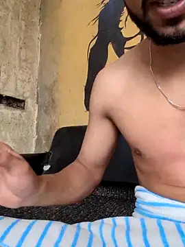 Snapshot of _IRRESISTIBLE_ chatting on March 15, 2025, 7:09 am IRRESISTIBLE online show from March 15, 2025, 7:09 am