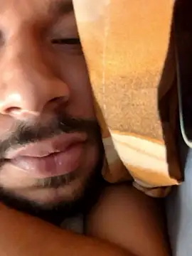 Snapshot of _IRRESISTIBLE_ chatting on January 18, 2026, 4:38 am IRRESISTIBLE online show from January 18, 2026, 4:38 am