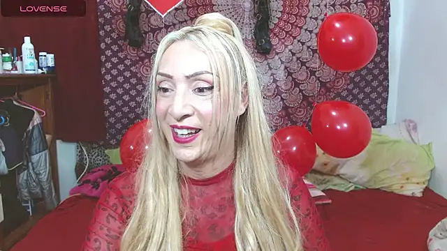 elena evans online show from February 14, 2025, 9:43 pm