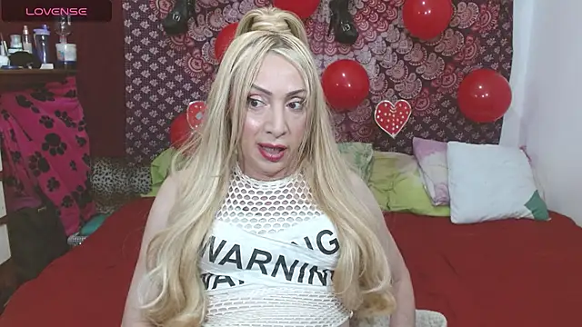 elena evans online show from February 22, 2025, 9:26 pm