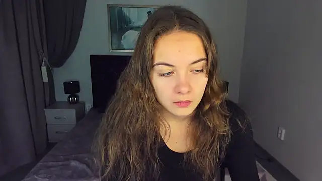 KristinaLoison online show from December 20, 2024, 4:14 pm