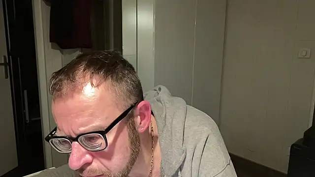 FABIOGLASSES online show from December 21, 2024, 11:34 pm