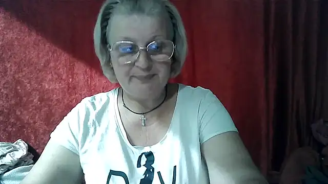 Snapshot of Gina_Marlyn chatting on June 12, 2026, 8:41 pm Gina Marlyn online show from June 12, 2026, 8:41 pm