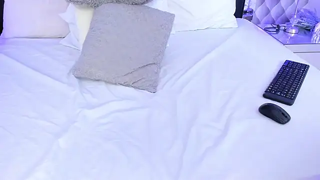 katya kozlov online show from March 16, 2025, 3:04 am