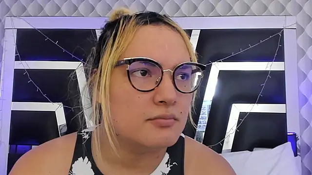 katya kozlov online show from March 10, 2026, 4:06 am