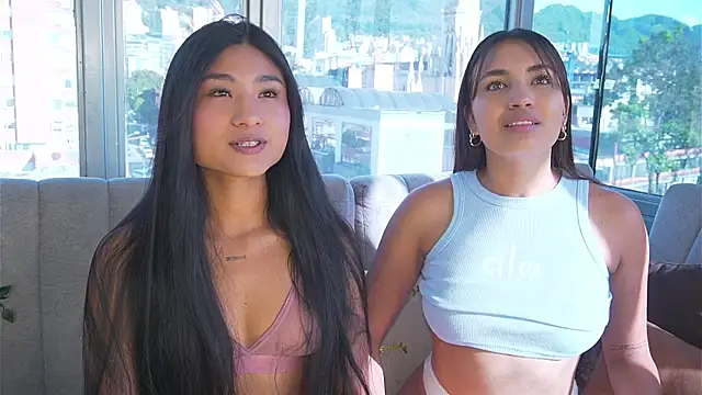 aisha es online show from September 13, 2025, 9:03 pm