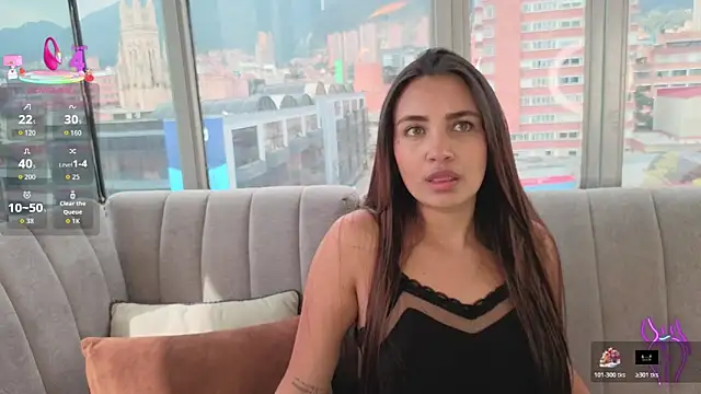 Snapshot of aisha_es chatting on March 13, 2026, 7:53 pm aisha es online show from March 13, 2026, 7:53 pm