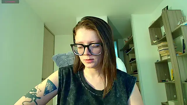 Arya starrk online show from September 17, 2025, 1:46 pm