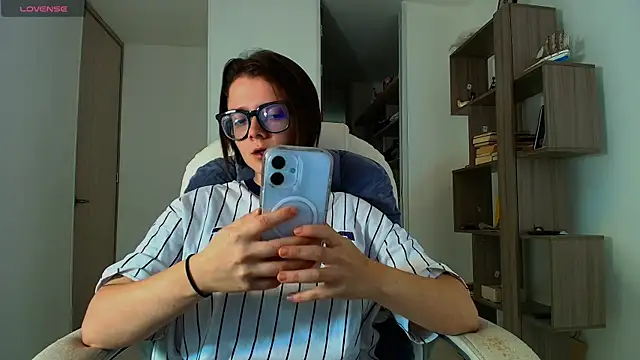 Arya starrk online show from December 5, 2025, 1:09 pm