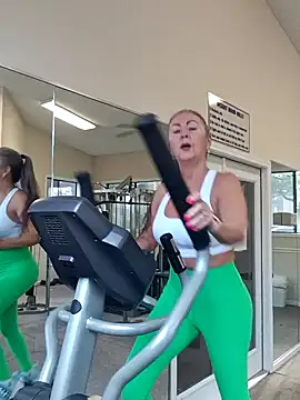 EvaRobinson online show from December 17, 2024, 7:48 pm