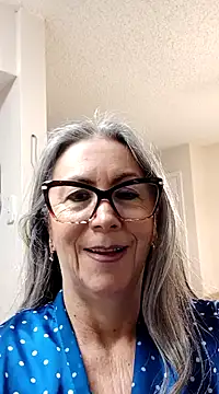 EvaRobinson online show from January 10, 2025, 1:41 pm