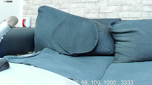 nefirtiti online show from February 19, 2025, 12:46 am